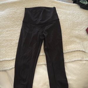 Lululemon wunder under